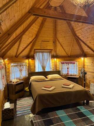 Гостиница Буржуй Вязьма Четырехместный номер «Комфорт»-3