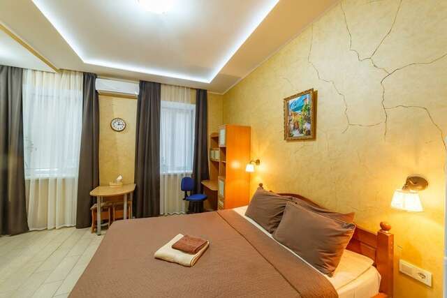 Гостиница Буржуй Вязьма-200